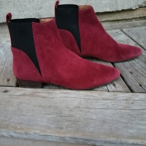 Lucky Brand Shoes - Lucky Brand Ankle Boot Raspberry Corduroy Size 10